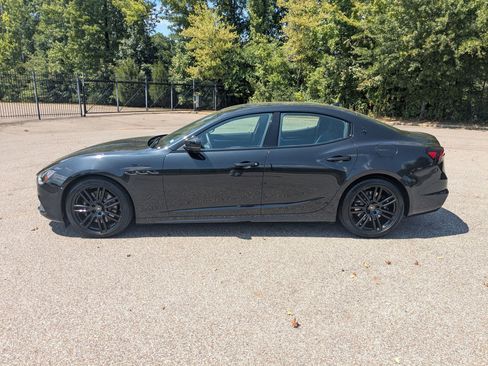 Certified 2022 Maserati Ghibli Modena image 2