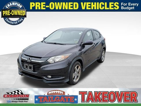 Used 2017 Honda HR-V EX image 1