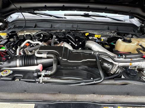 Used 2015 Ford F350 Lariat w/ Lariat Ultimate Package AWD/4WD image 15