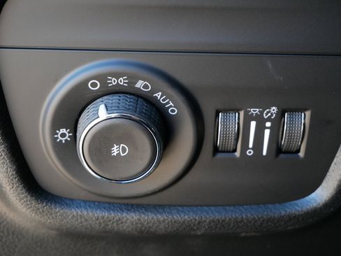 New 2026 Jeep Grand Cherokee Limited AWD/4WD image 14
