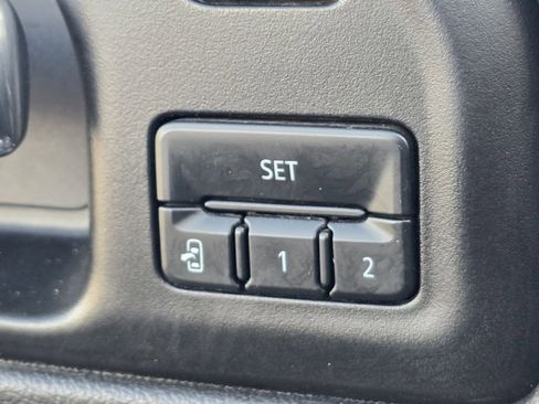 Used 2021 GMC Sierra 1500 AT4 w/ AT4 Preferred Package AWD/4WD image 18