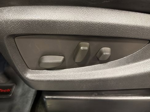 Used 2015 GMC Sierra 3500 Denali w/ Duramax Plus Package image 16