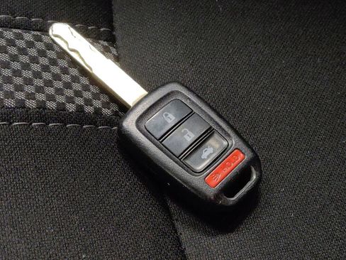 Used 2019 Honda Civic LX image 32