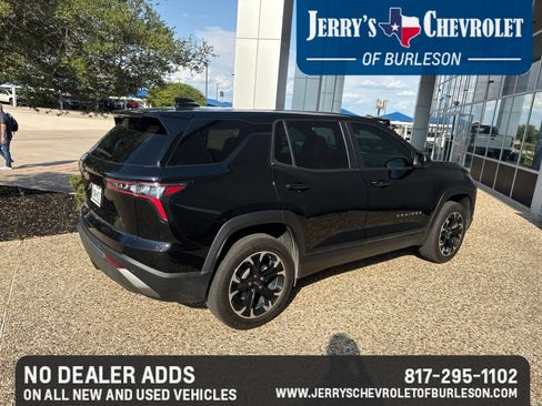 Used 2026 Chevrolet Equinox LT w/ Convenience Package II FWD image 4