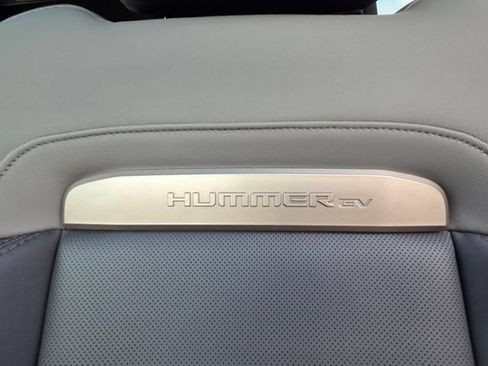 Used 2024 GMC Hummer EV 2X w/ Extreme Off-Road Package AWD/4WD image 18