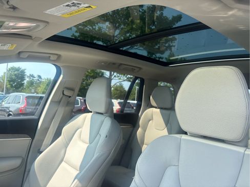 Used 2024 Volvo XC90 B6 Plus w/ Protection Package Premier AWD/4WD image 24