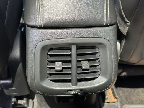 Used 2015 Jeep Cherokee Limited AWD/4WD image 42