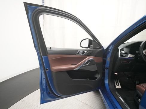 Used 2020 BMW X6 M50i w/ Premium Package AWD/4WD image 29