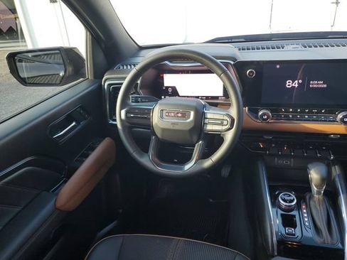 Used 2024 GMC Canyon AT4 AWD/4WD image 12