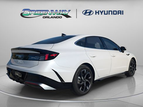 Certified 2024 Hyundai Sonata SEL FWD image 8