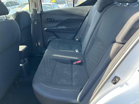 Used 2022 Nissan Kicks S FWD image 21