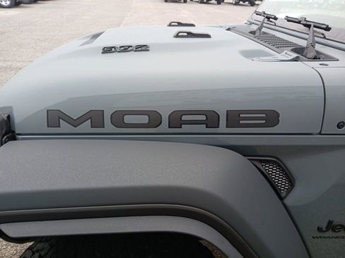 New 2026 Jeep Wrangler Unlimited Rubicon 392 image 12