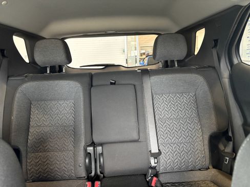 Used 2023 Chevrolet Equinox LT image 21