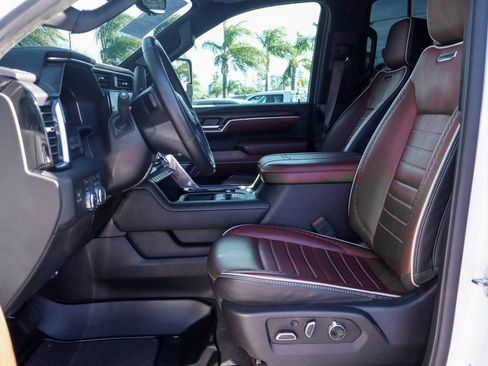 Used 2024 GMC Sierra 2500 Denali Ultimate image 20