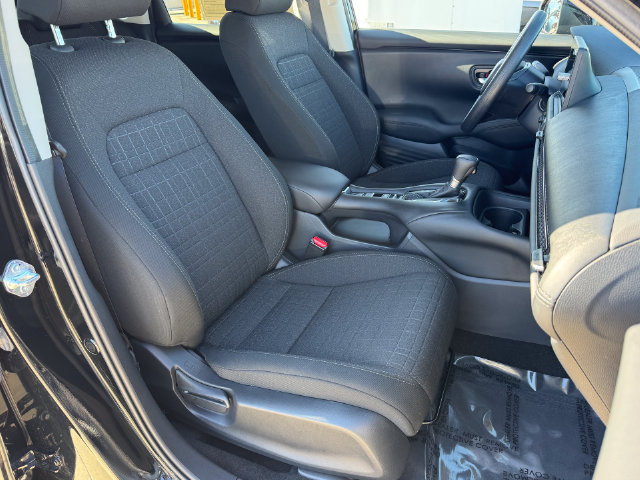 Certified 2027 Honda HR-V LX image 11