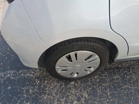 Used 2024 Mitsubishi Mirage ES FWD image 9