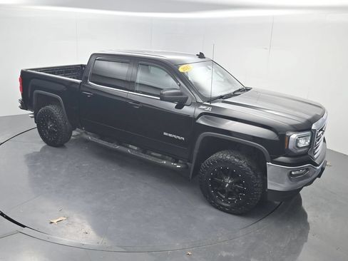 Used 2017 GMC Sierra 1500 SLE w/ SLE Value Package AWD/4WD image 58