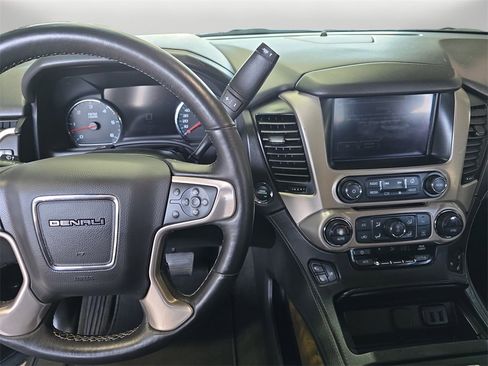 Used 2017 GMC Yukon Denali w/ Open Road Package image 11