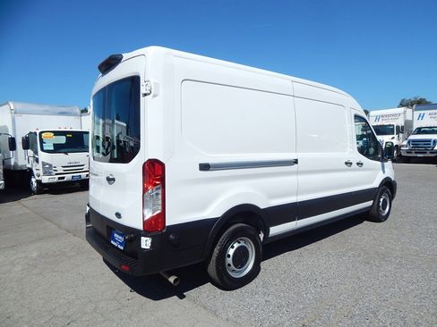 Used 2020 Ford Transit 250 Medium Roof w/ Load Area Protection Package image 8
