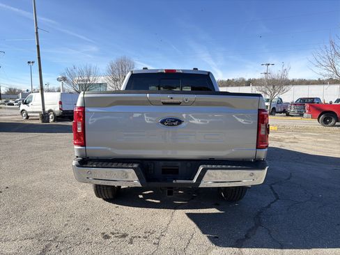Used 2022 Ford F150 XLT w/ Equipment Group 302A High image 7