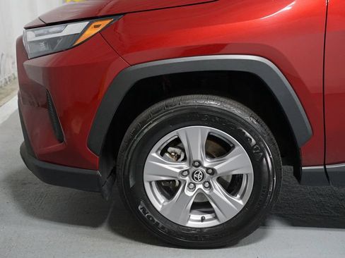 Certified 2025 Toyota RAV4 XLE FWD image 5