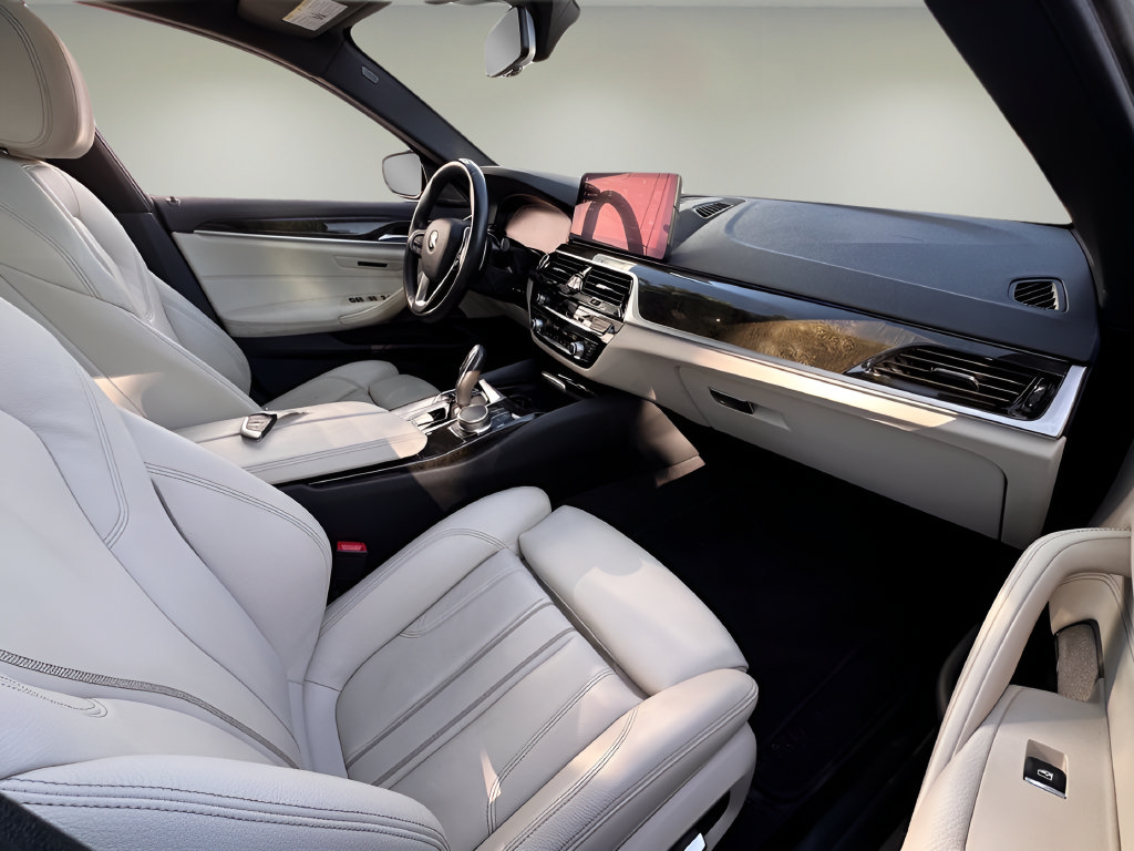 Used 2023 BMW 530i w/ Premium Package RWD image 24