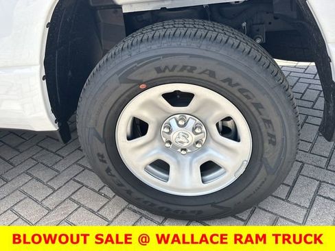 Used 2025 RAM 1500 Tradesman AWD/4WD image 12