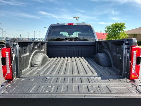 New 2026 Ford F250 XLT w/ XLT Premium Package AWD/4WD image 10