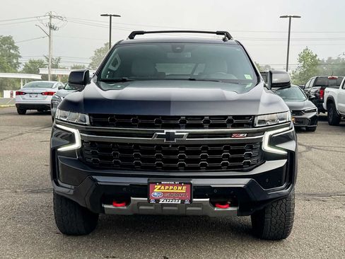 Used 2022 Chevrolet Tahoe Z71 w/ Luxury Package AWD/4WD image 8