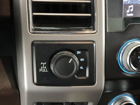 Used 2019 Ford F350 King Ranch w/ FX4 Off-Road Package image 17