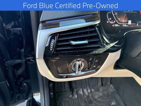 Used 2021 BMW 530i xDrive w/ Convenience Package image 25