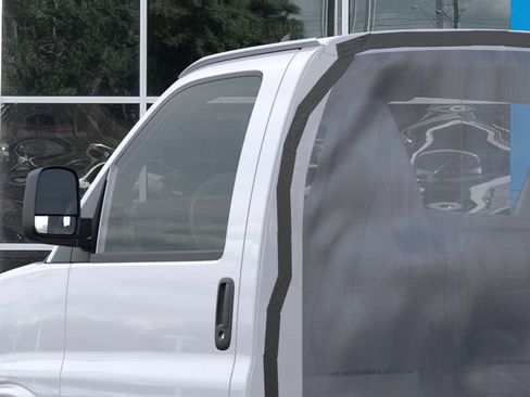 New 2026 Chevrolet Express 3500 image 14