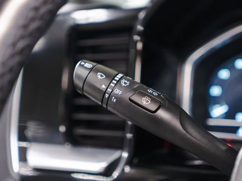 Used 2023 GMC Sierra 1500 Elevation w/ Preferred Package image 20