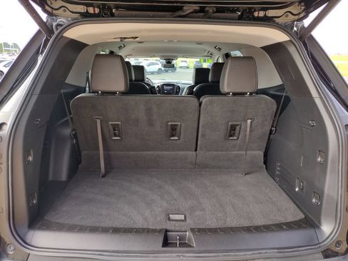 Used 2021 Chevrolet Traverse RS AWD/4WD image 18
