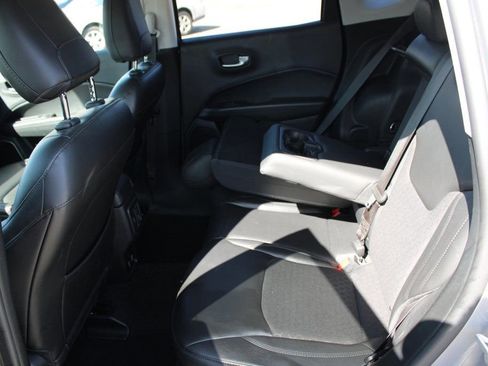 Used 2018 Jeep Compass Altitude w/ Popular Equipment Group image 24