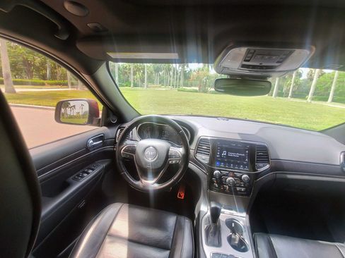 Used 2020 Jeep Grand Cherokee High Altitude AWD/4WD image 28