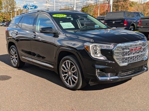 Used 2022 GMC Terrain Denali image 3