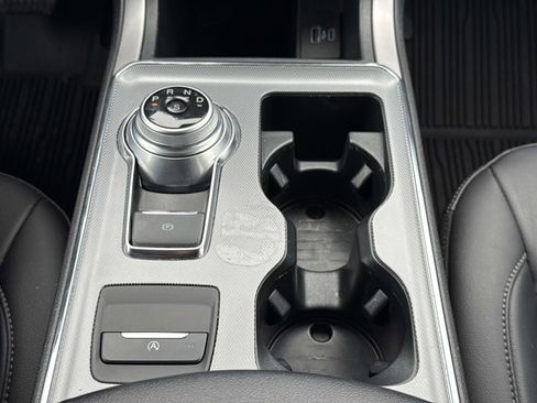 Used 2021 Ford Edge SEL w/ Convenience Package image 12