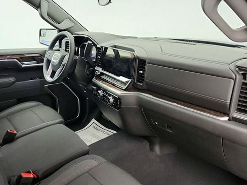 Used 2025 GMC Sierra 1500 Elevation image 24