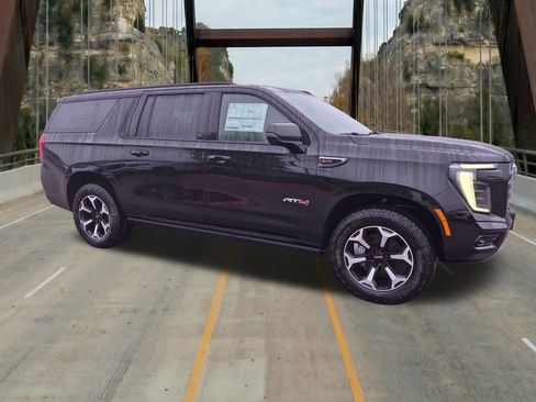 New 2026 GMC Yukon XL AT4 AWD/4WD image 14