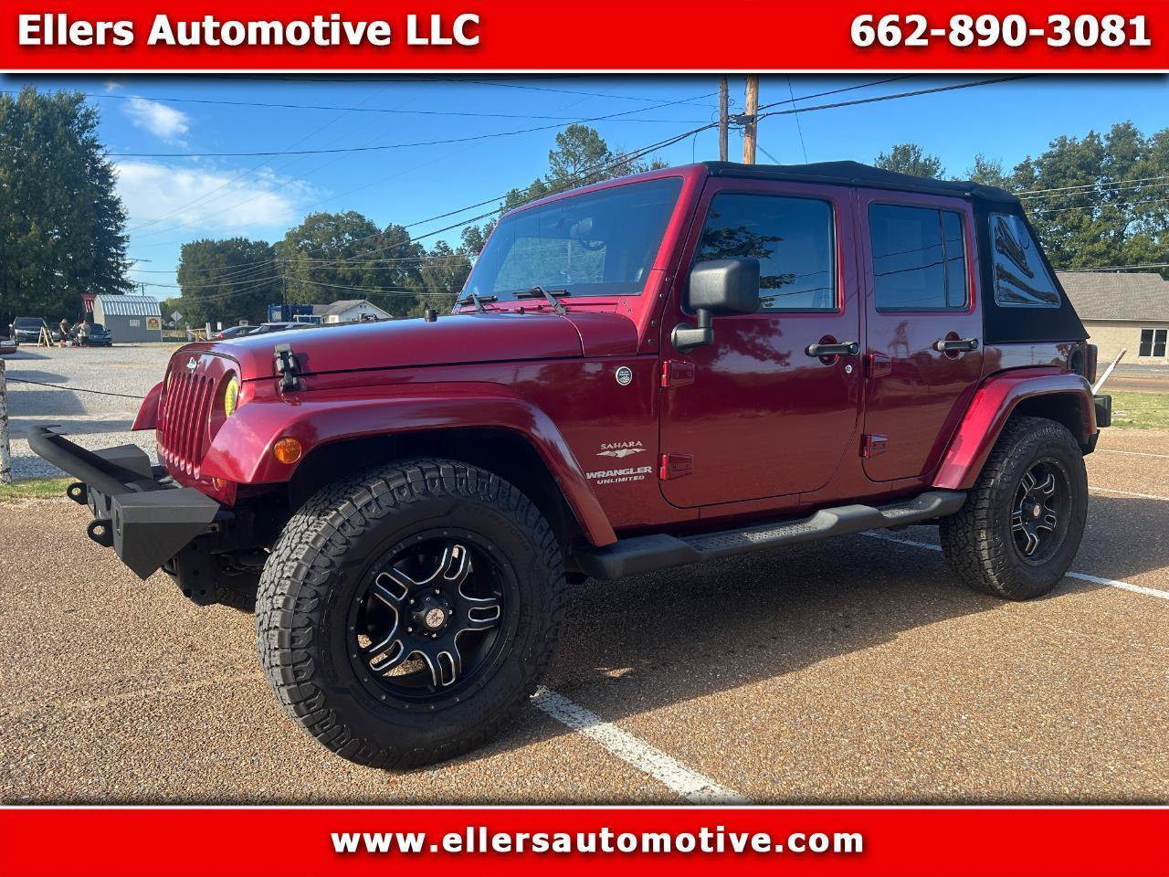 Used 2012 Jeep Wrangler Unlimited Sahara w/ Dual Top Group AWD/4WD image 1
