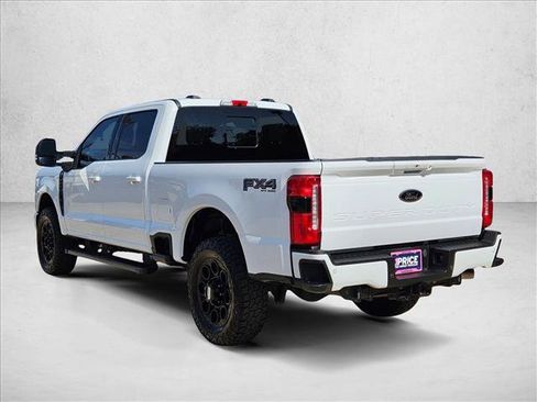 Used 2024 Ford F250 XLT w/ Black Appearance Package AWD/4WD image 8