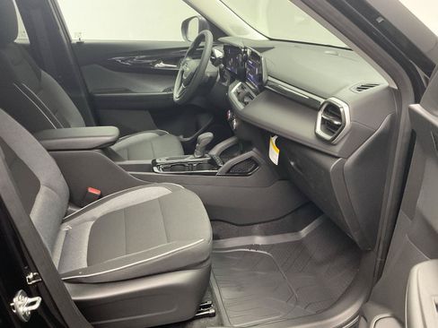 New 2026 Chevrolet TrailBlazer LS w/ LS Convenience Package AWD/4WD image 24