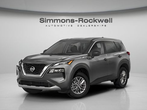 Used 2023 Nissan Rogue S AWD/4WD image 2