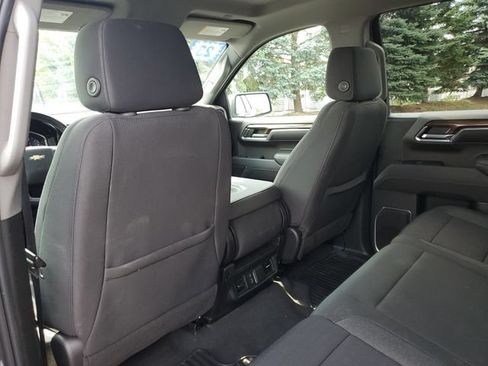 Used 2023 Chevrolet Silverado 1500 LT AWD/4WD image 27