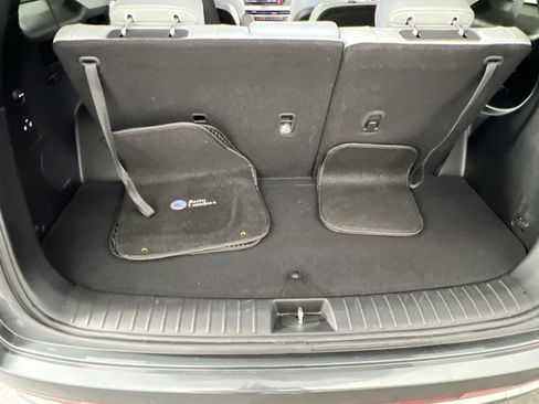 Used 2023 Hyundai Palisade SEL w/ Premium Package image 26