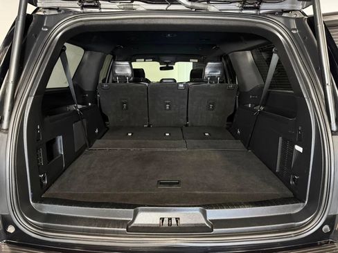 Used 2019 Ford Expedition Max Limited RWD image 15