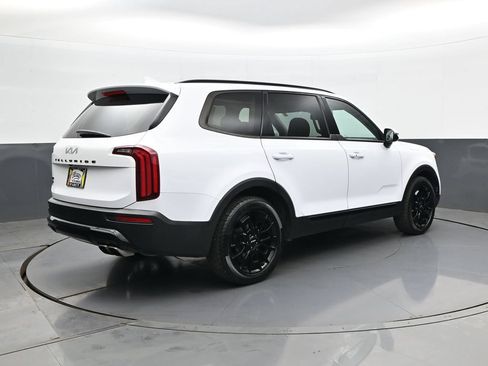 Used 2022 Kia Telluride EX w/ EX Premium Package AWD/4WD image 5