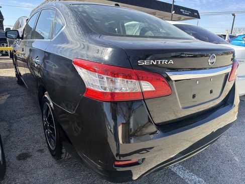 Used 2015 Nissan Sentra SV image 4
