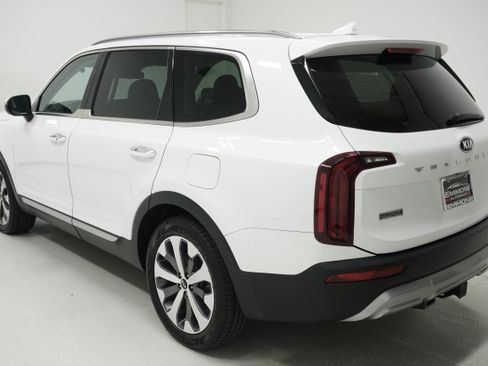 Used 2020 Kia Telluride S FWD image 6